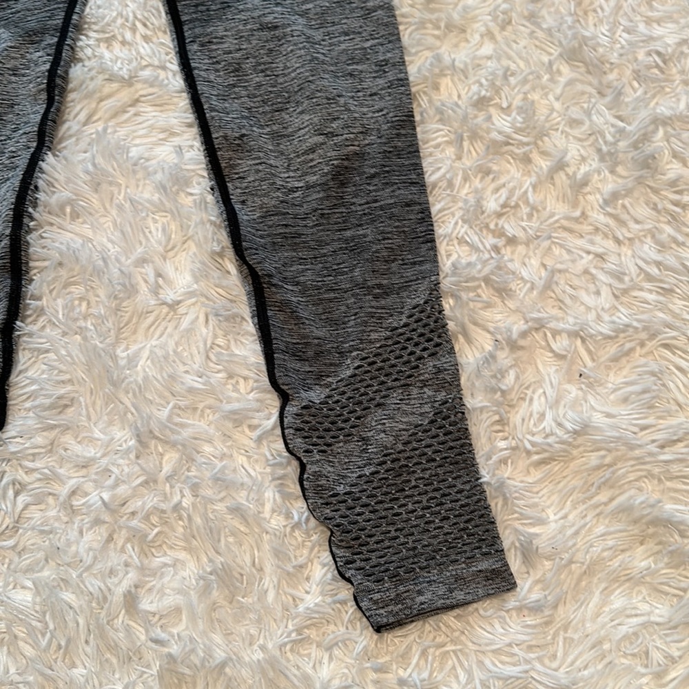 Pink VS | seamlessly legging | size xsmall - Picture 2 of 8